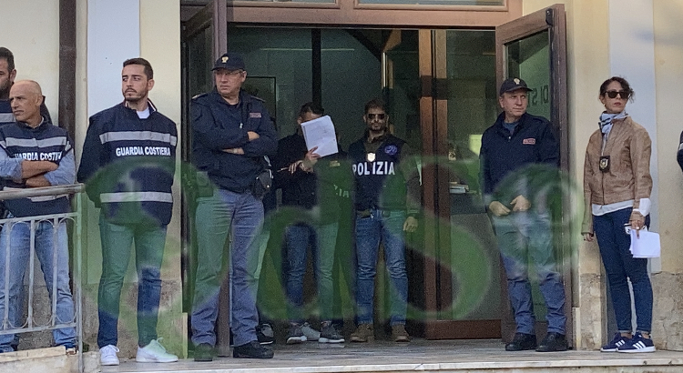 Spaccio di droga e tentata estorsione: 17 misure cautelari ad Agrigento