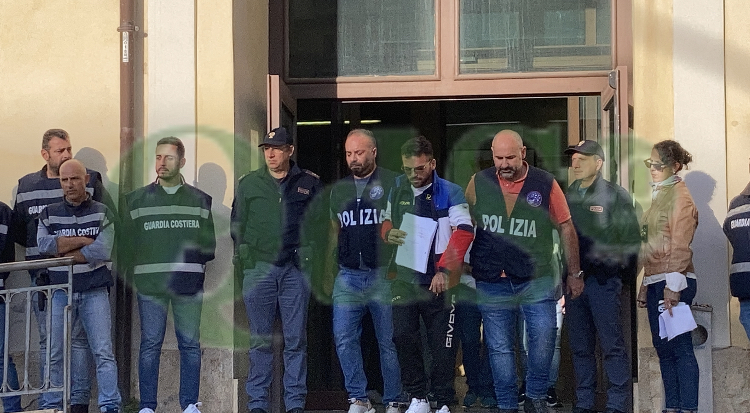 Spaccio di droga e tentata estorsione: 17 misure cautelari ad Agrigento