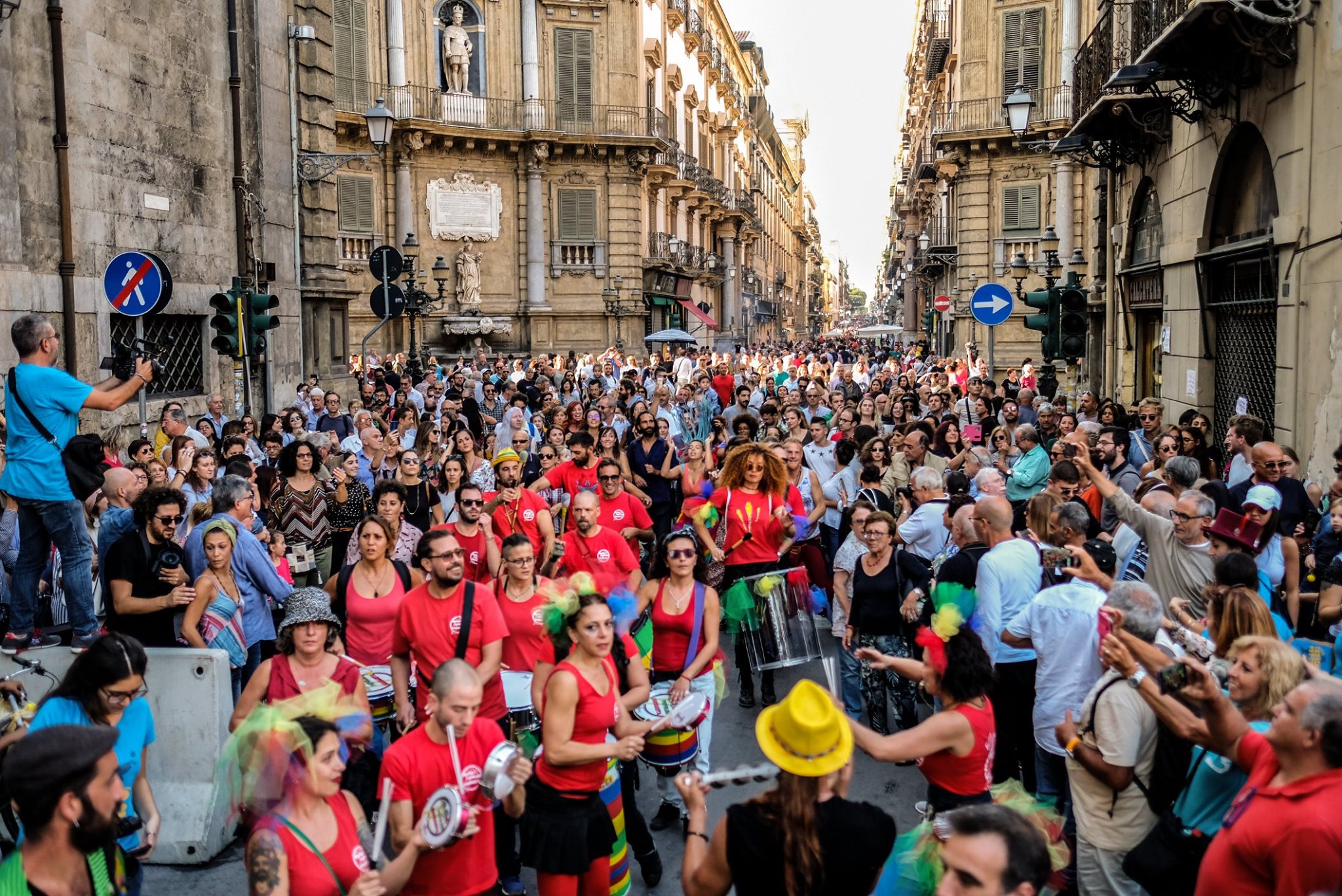 Dopo lo stop covid torna il Ballarò Buskers Festival, festival delle arti di strada
