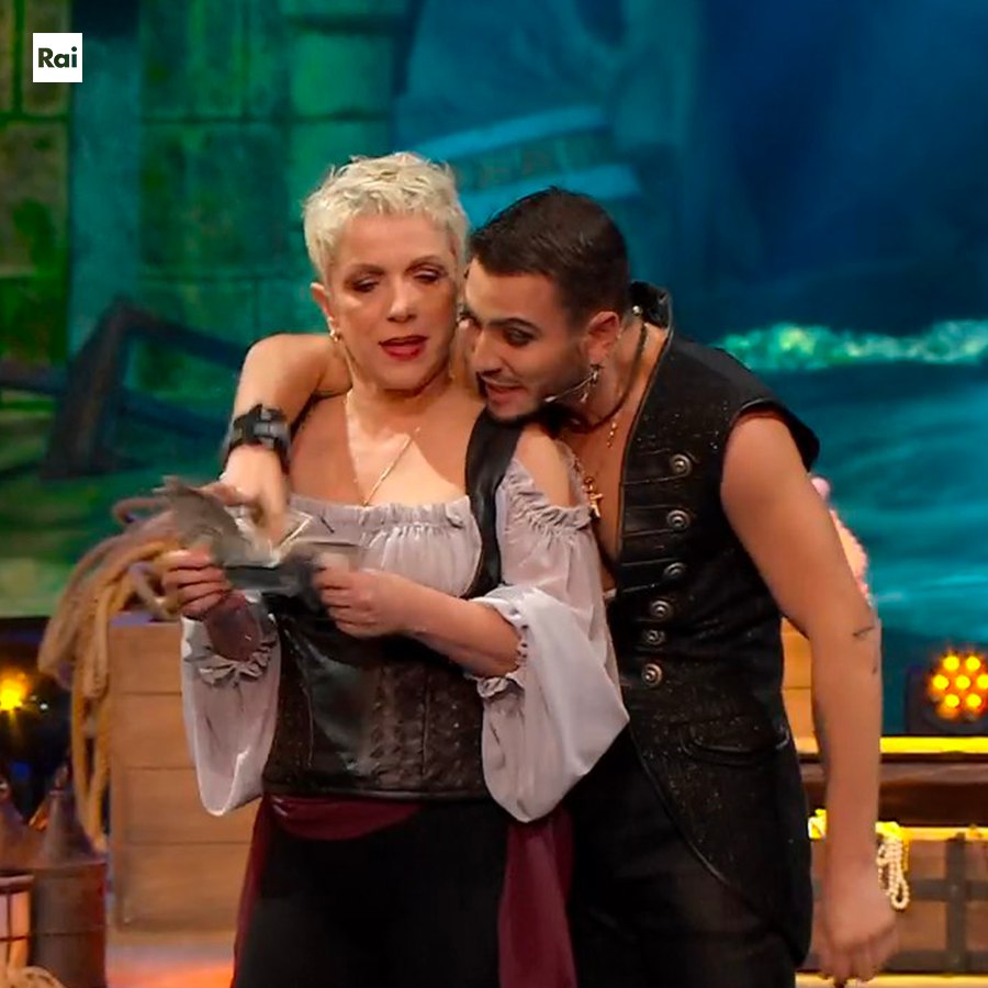 Ballando con le stelle 2022, seconda puntata: chi è stato eliminato, polemica sul tesoretto