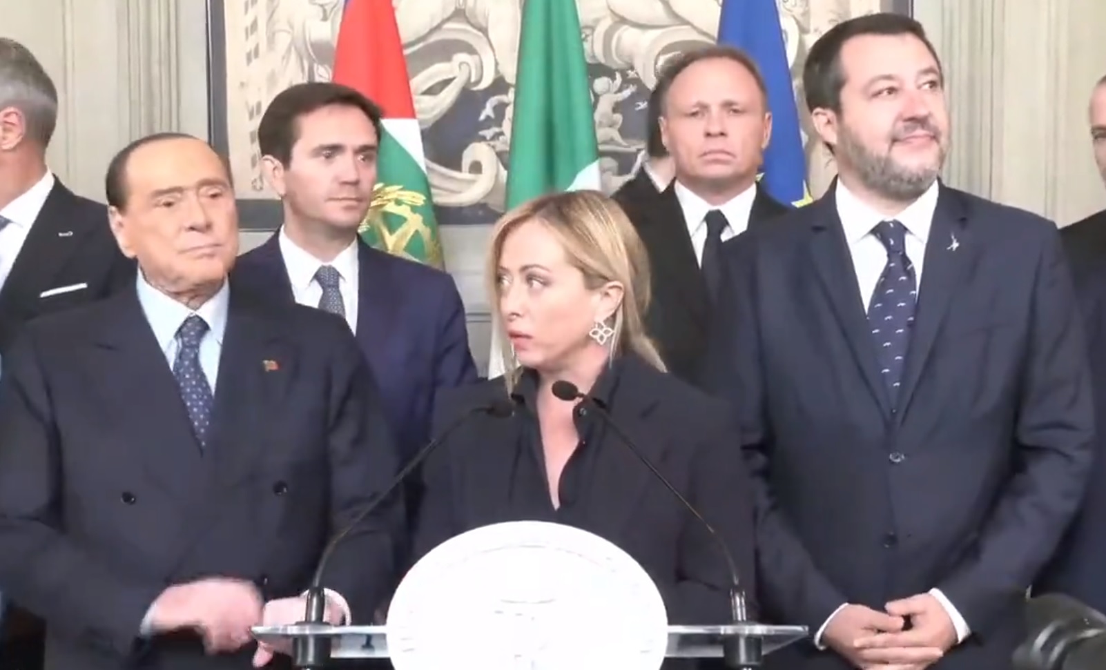 Consultazioni, il Centrodestra da Mattarella. Meloni: “Indicazione su mio nome per Governo” Consultazioni, il Centrodestra da Mattarella. Meloni: “Indicazione su mio nome per Governo”