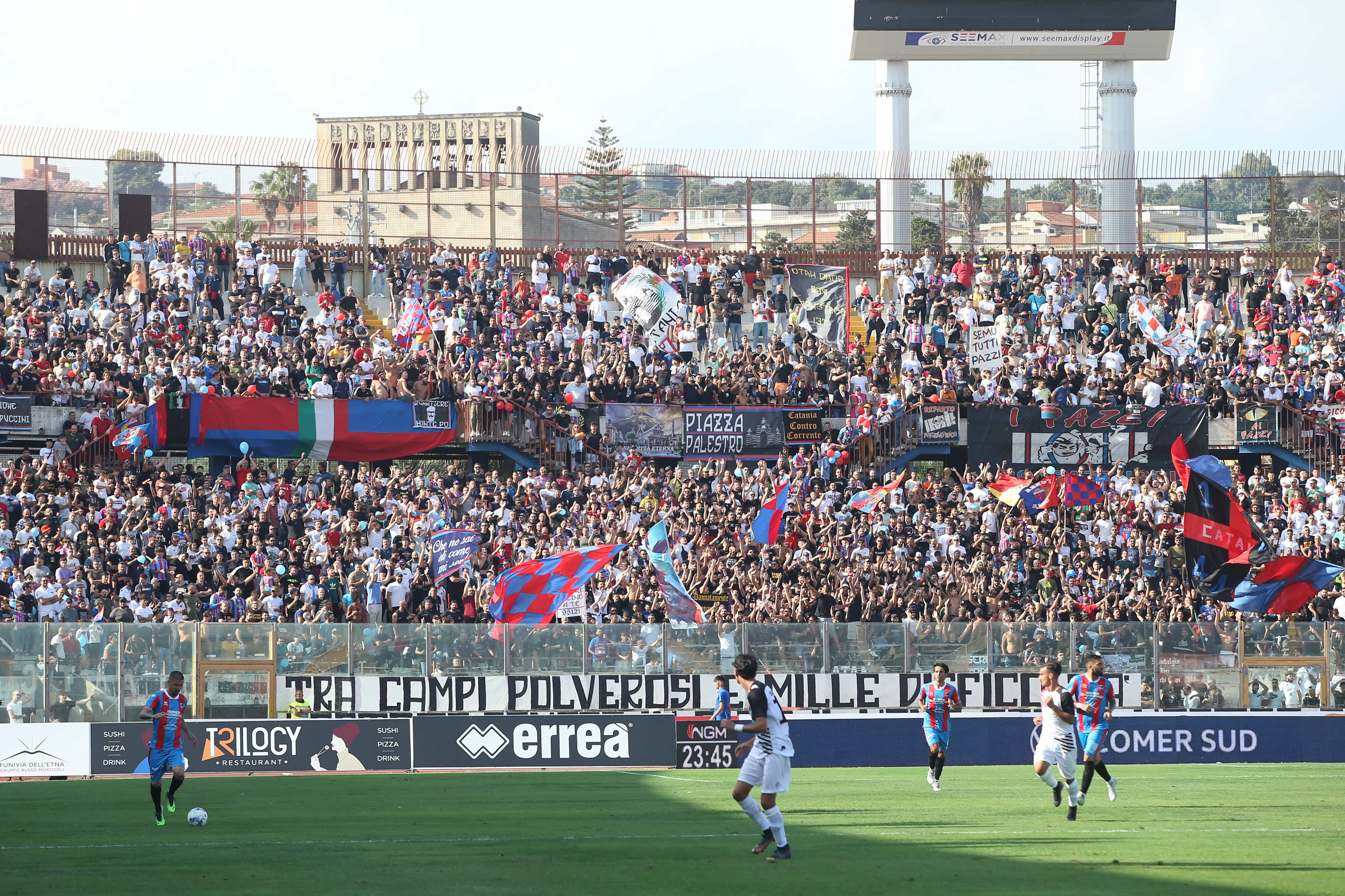 Catania-Castrovillari 4-0, lo spettacolo del Massimino: l’entusiasmo dei tifosi sugli spalti – FOTO e VIDEO