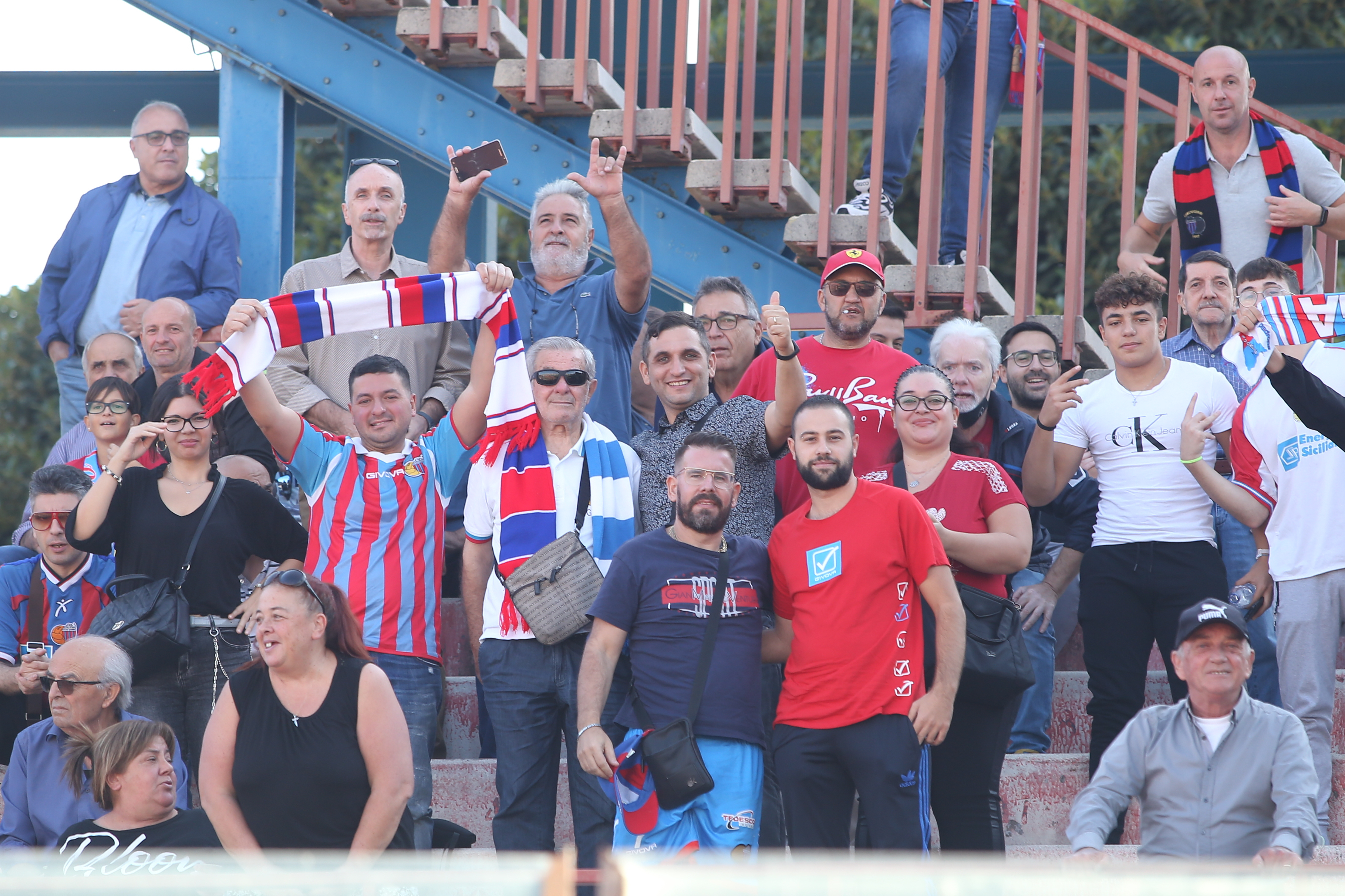 Catania-Citta di Sant’Agata 3-2: “bagno di folla” al Massimo, le FOTO del match Catania-Citta di Sant’Agata 3-2: “bagno di folla” al Massimo, le FOTO del match