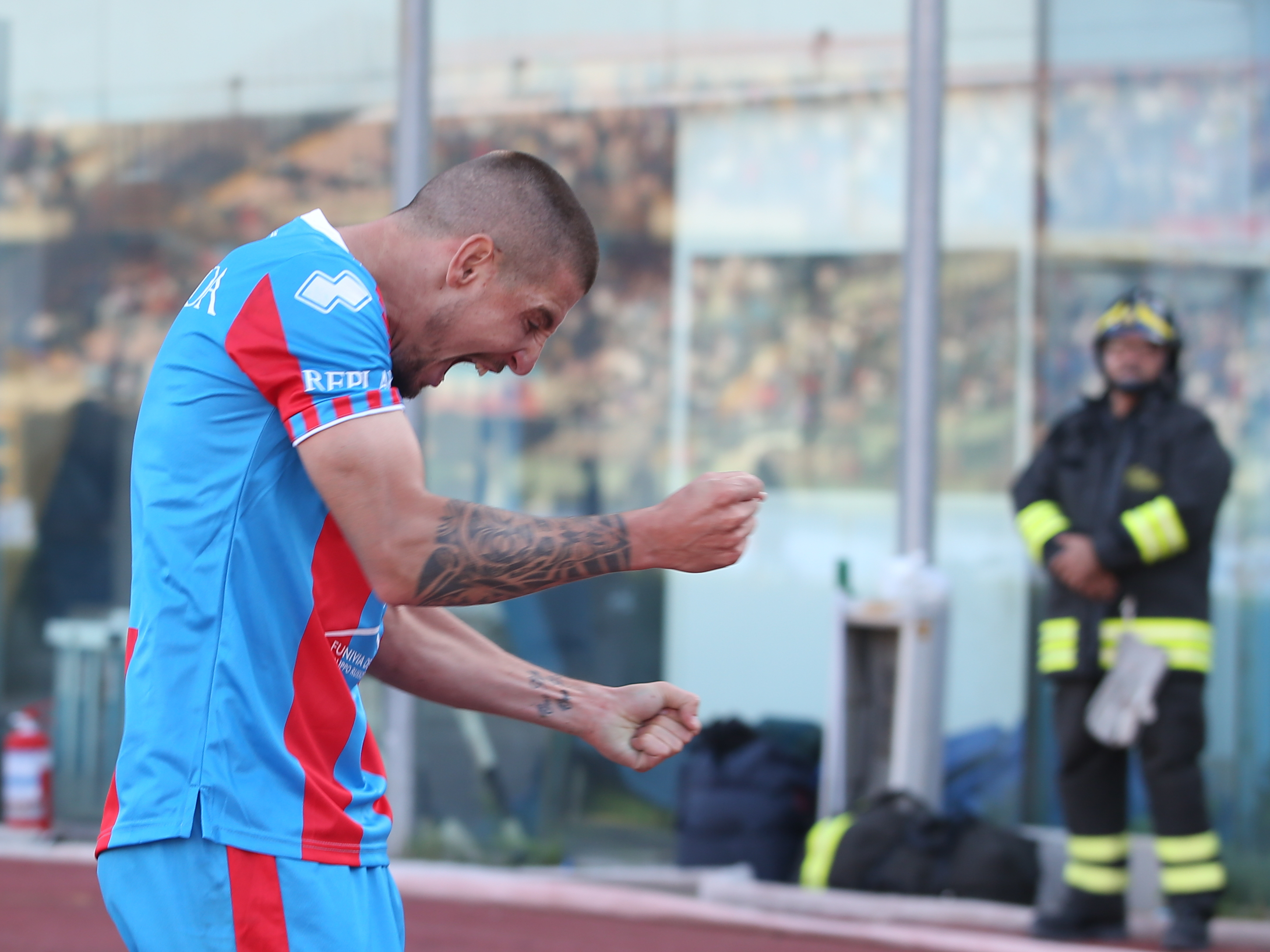 Catania-Citta di Sant’Agata 3-2: “bagno di folla” al Massimo, le FOTO del match Catania-Citta di Sant’Agata 3-2: “bagno di folla” al Massimo, le FOTO del match