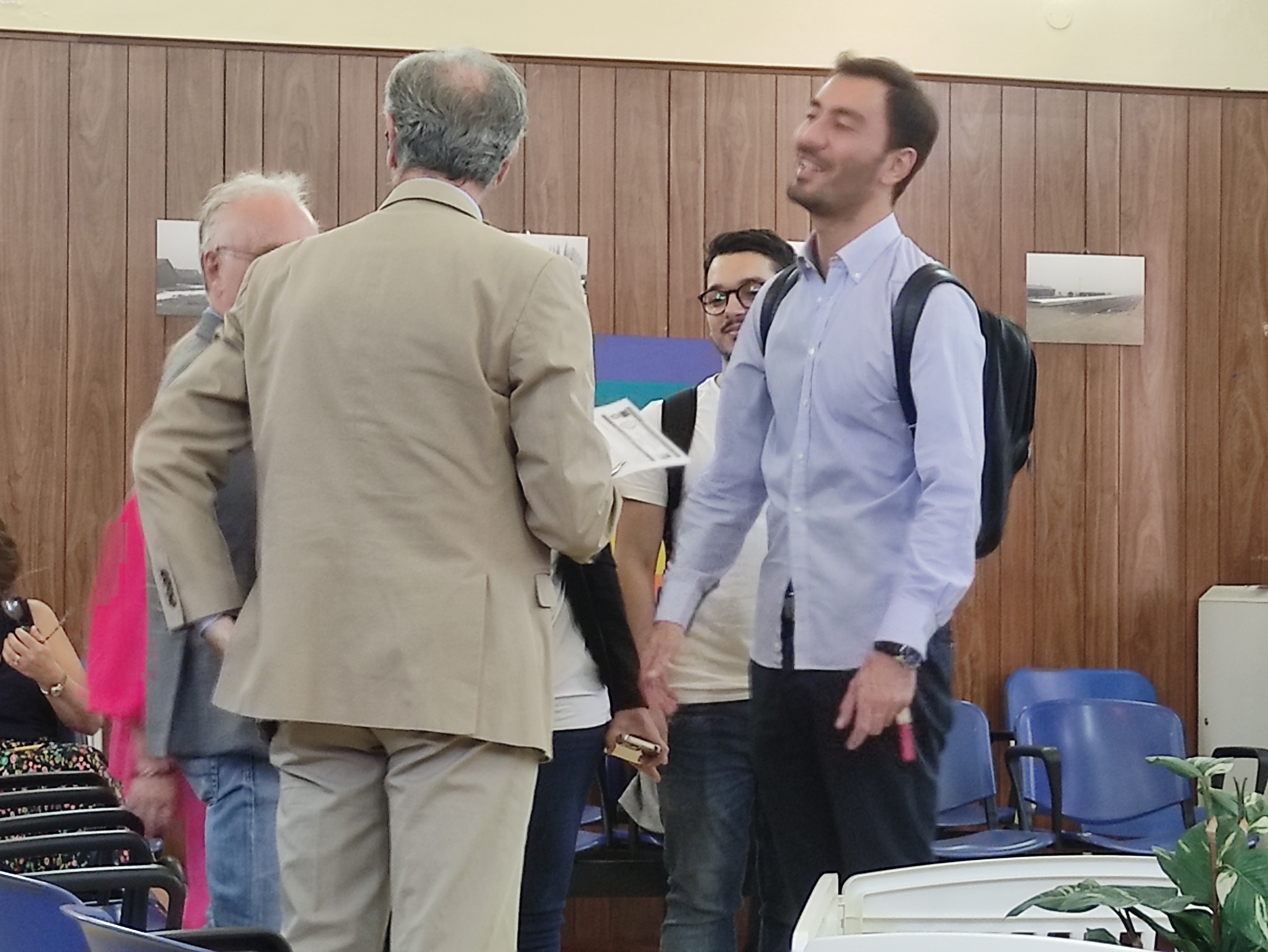 Il De Felice-Olivetti presenta il corso sperimentale quadriennale SIA, unico a Catania Il De Felice-Olivetti presenta il corso sperimentale quadriennale SIA, unico a Catania