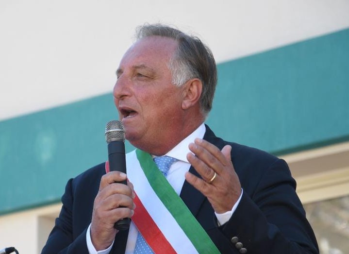 Burgio, tagliati 12 alberi d’ulivo nel suo terreno: sindaco presenta denuncia