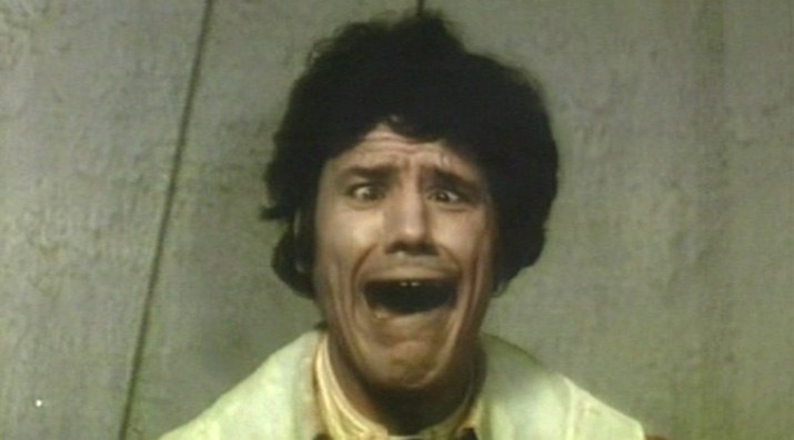 L’ironia di Franco Franchi applicata al caro energia: “Accendere la luce era un problema”