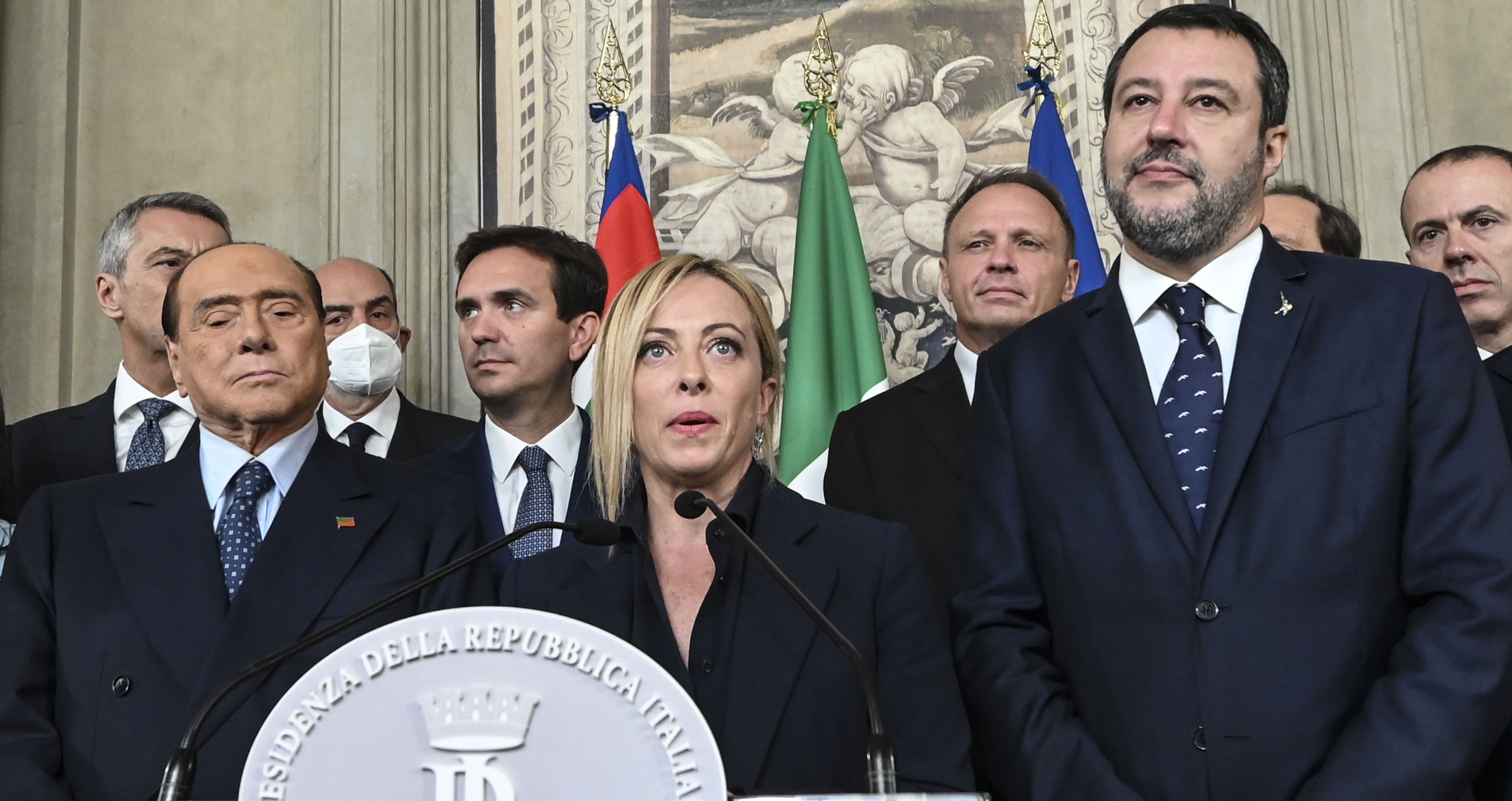 Governo, Meloni verso la nomina a premier: Mattarella la convoca al colle