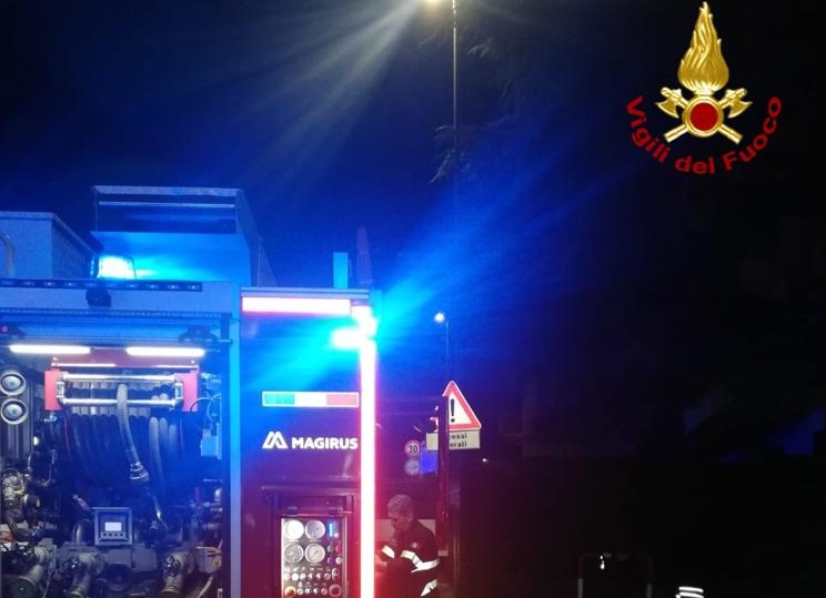 Dormono col braciere acceso, due giovani muoiono intossicati