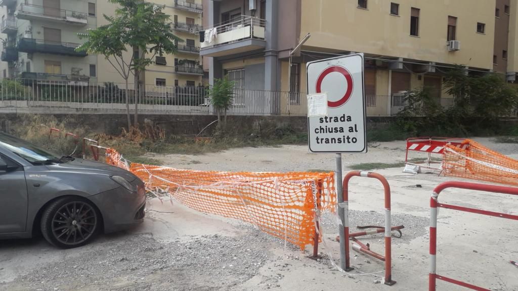 Palermo. Largo Principe di Paternò: blatte, topi e cattivi odori minaccia per la salute dei cittadini