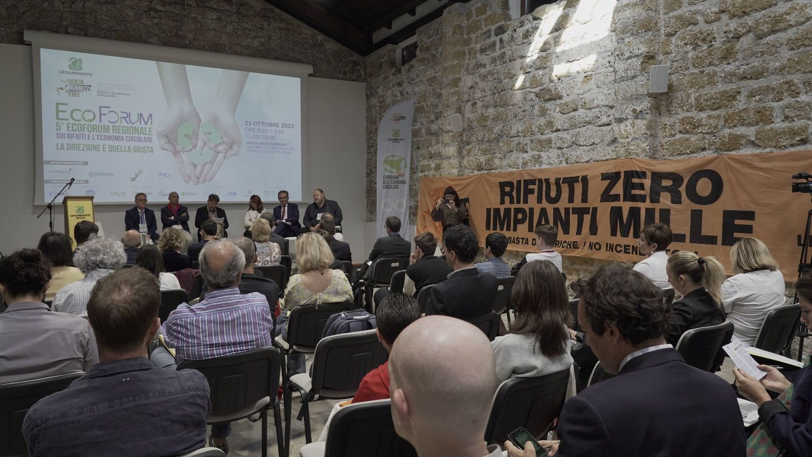 Legambiente all’EcoForum, rifiuti ed economia circolare: “Serve gestione innovativa”