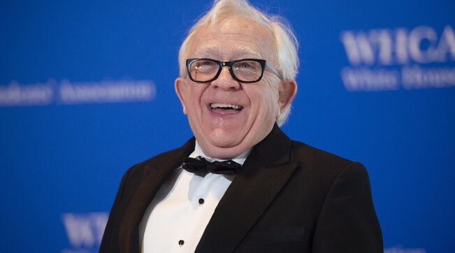 Cinema in lutto: l’attore Leslie Jordan di “Will and Grace’ muore a 67 anni in un incidente