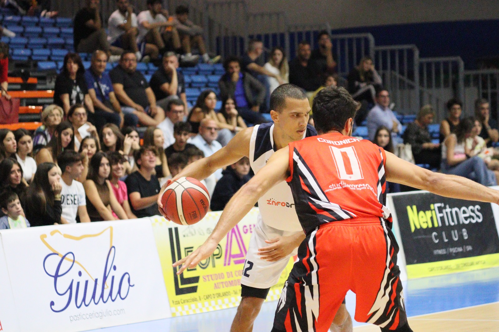 L’ambiziosa Orlandina è ultima in Serie B, lontani i fasti della Champions League – FOTO