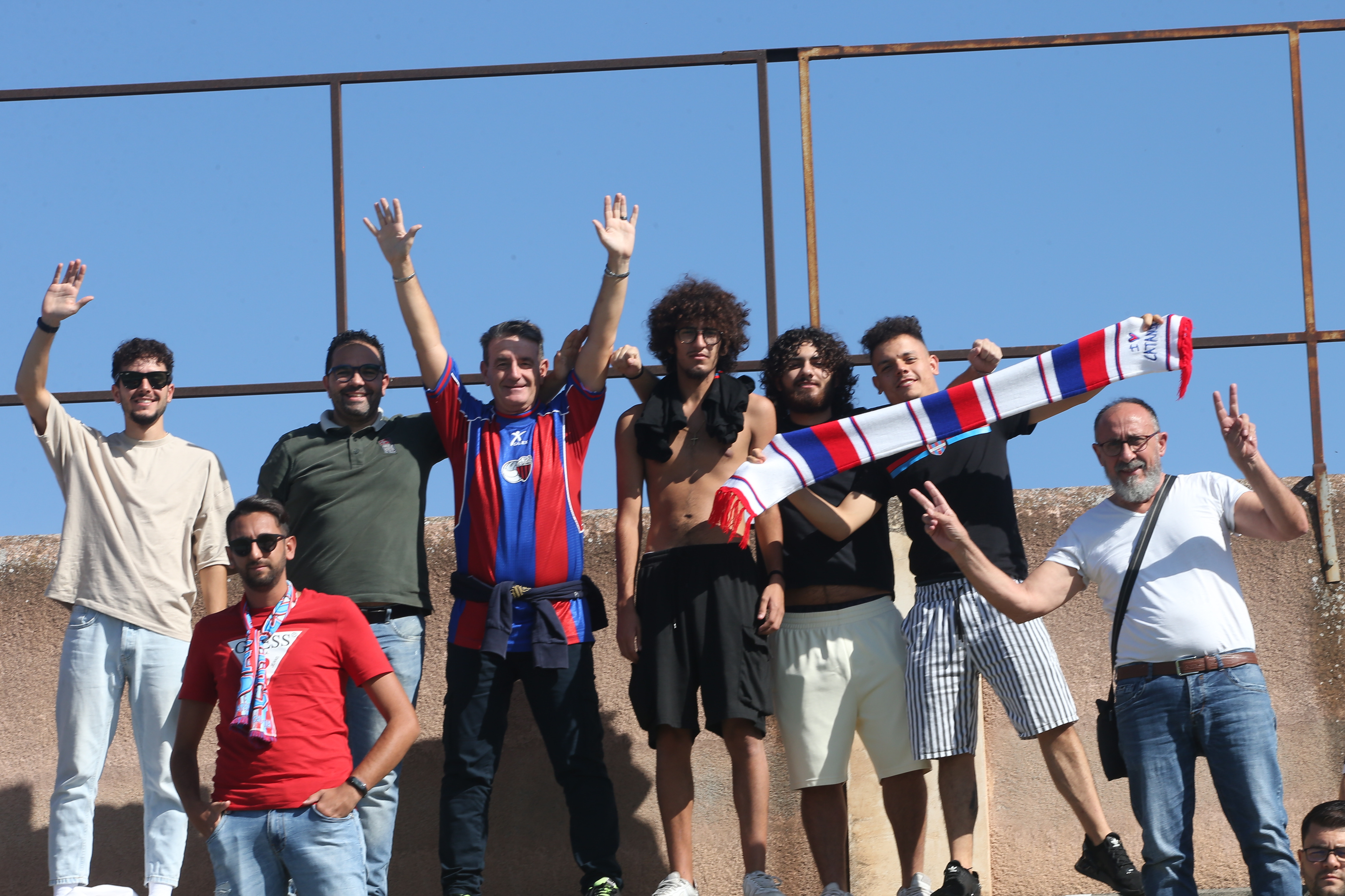 Paternò-Catania, tifosi rossazzurri in festa: le immagini più belle del derby