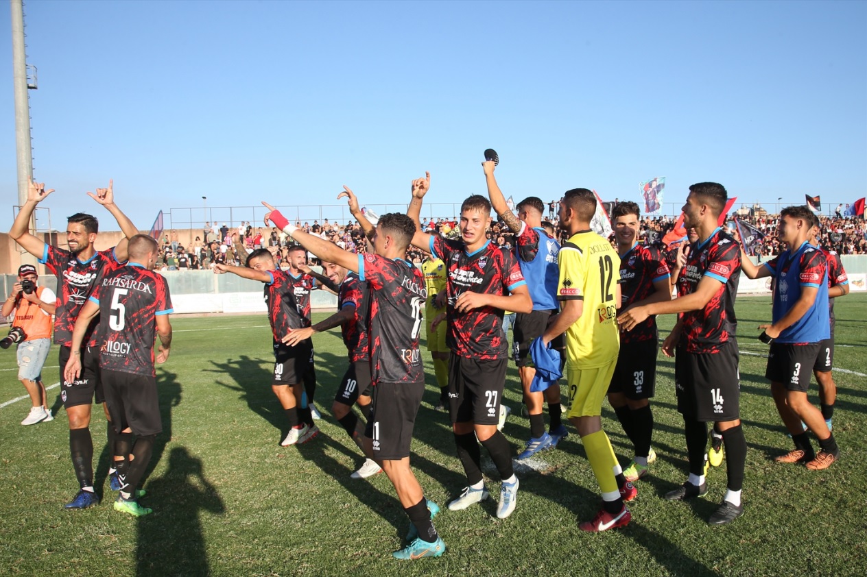 Serie D, il Catania è un rullo compressore: 4-0 al Paternò ed è sempre più primo. Le pagelle