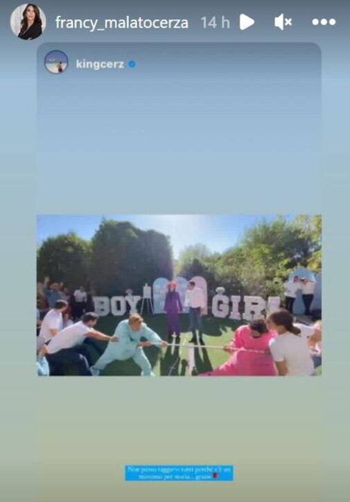 Aurora Ramazzotti annuncia il sesso del bebè con una festa, le foto Aurora Ramazzotti annuncia il sesso del bebè con una festa, le foto