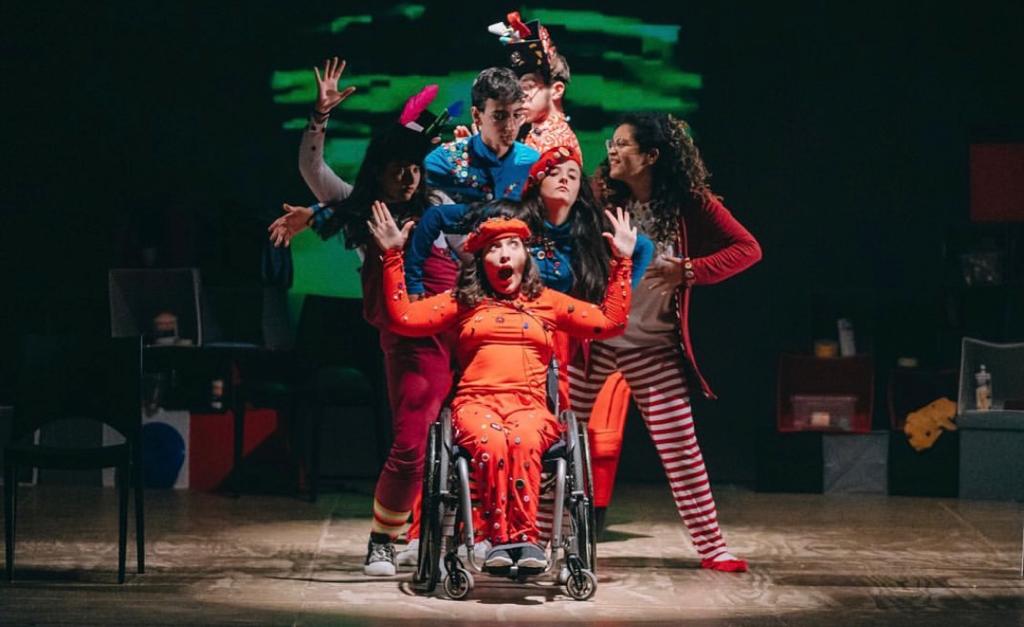 Teatro inclusivo, martedì 18 ottobre ad Acireale la presentazione di “Rosso: la bottega dei bottoni”