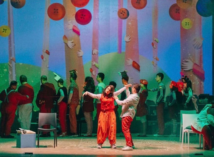 Teatro inclusivo, martedì 18 ottobre ad Acireale la presentazione di “Rosso: la bottega dei bottoni”