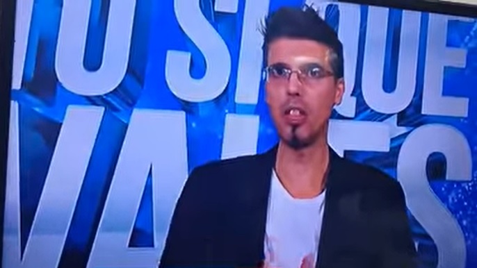 Salvo By Night è tornato a Tú sí que vales, non si è esibito ma ha attaccato i giudici – Video