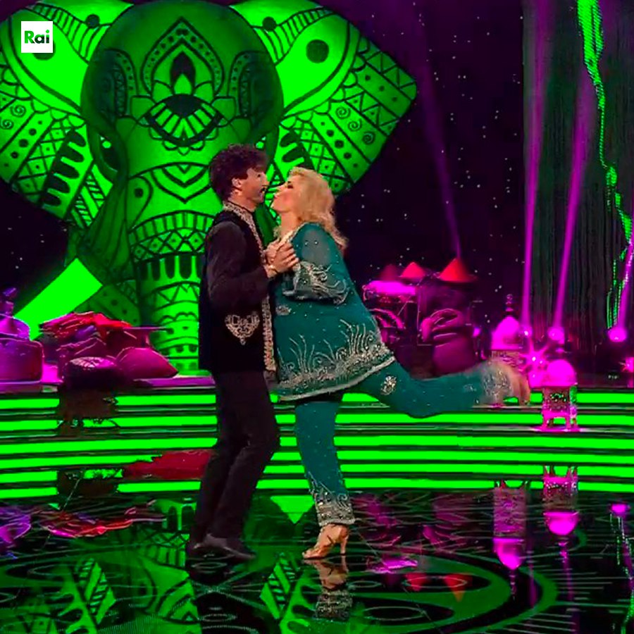 Ballando con le stelle 2022, seconda puntata: chi è stato eliminato, polemica sul tesoretto