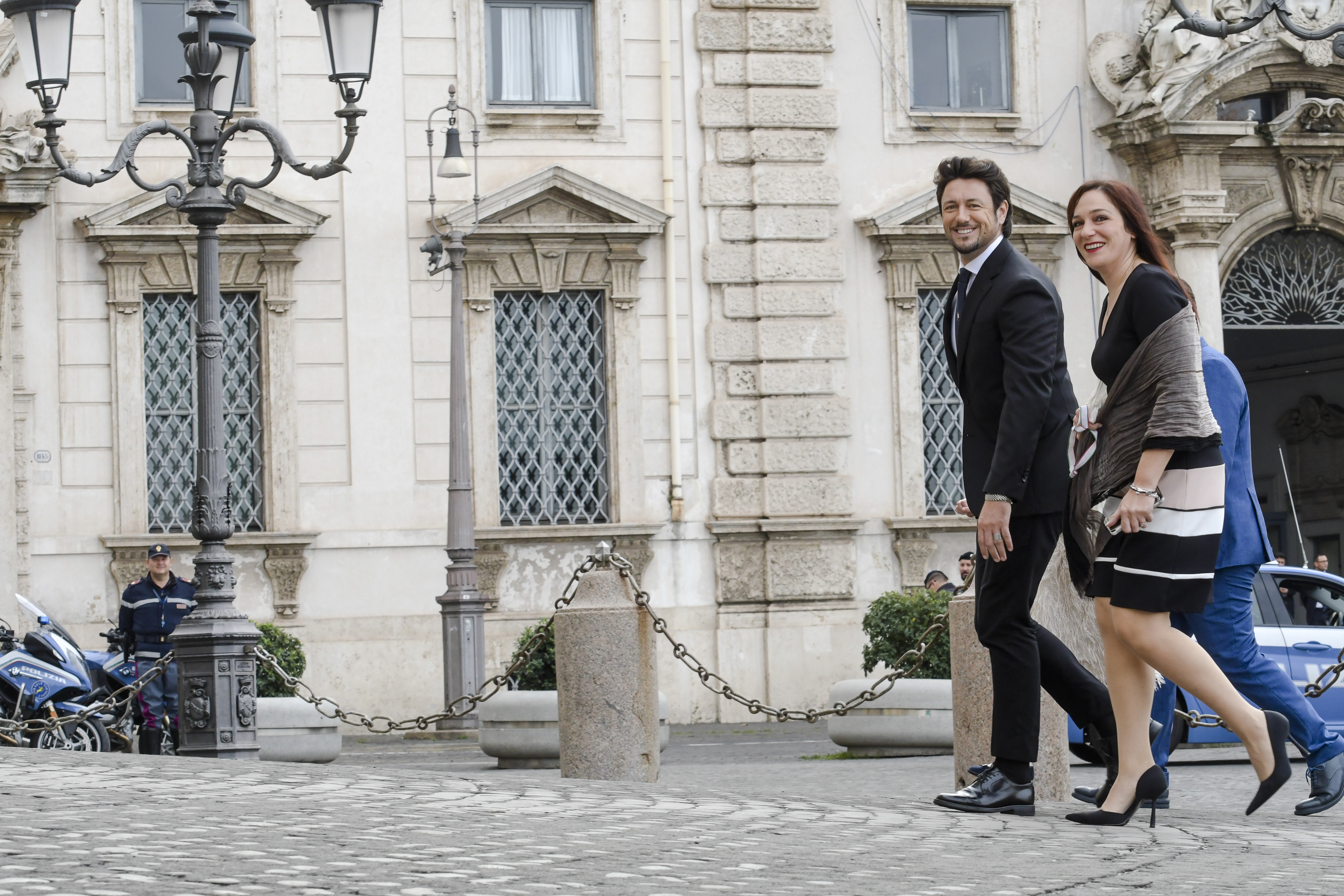 Andrea Giambruno, età e biografia: che lavoro fa ora il compagno di Giorgia Meloni