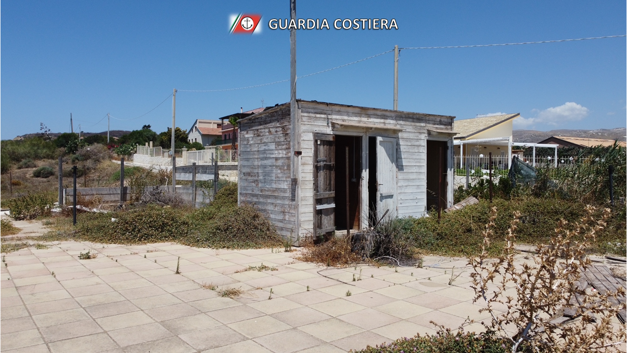 Butera, sequestro a Desusino un ex stabilimento balneare: occupava area di mille metri quadri