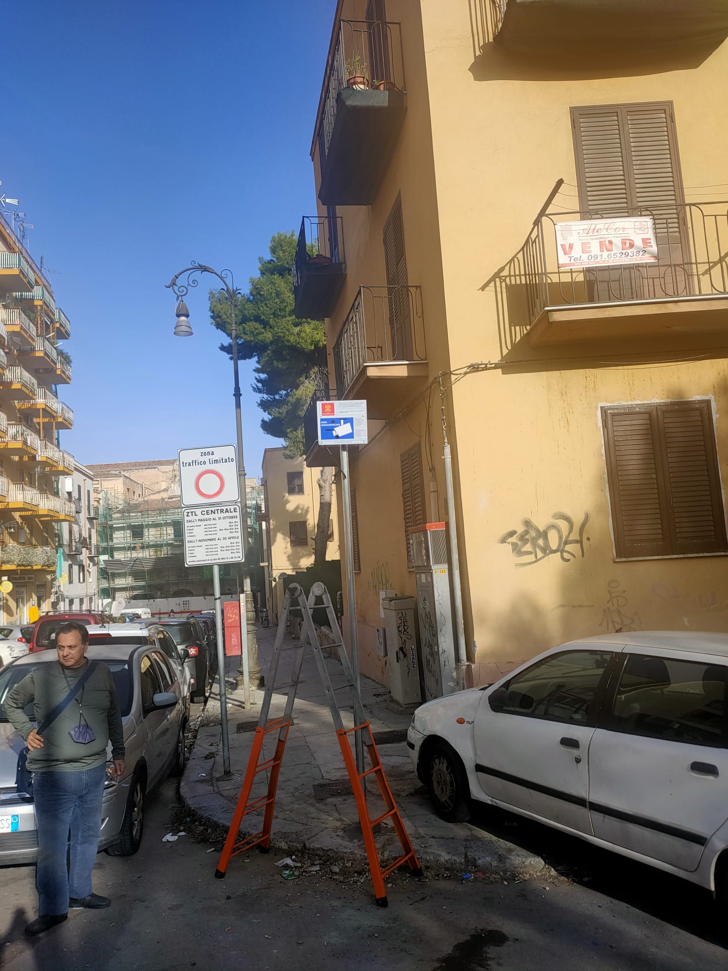 Contrasto abbandono rifiuti: prima telecamera all’Albergheria