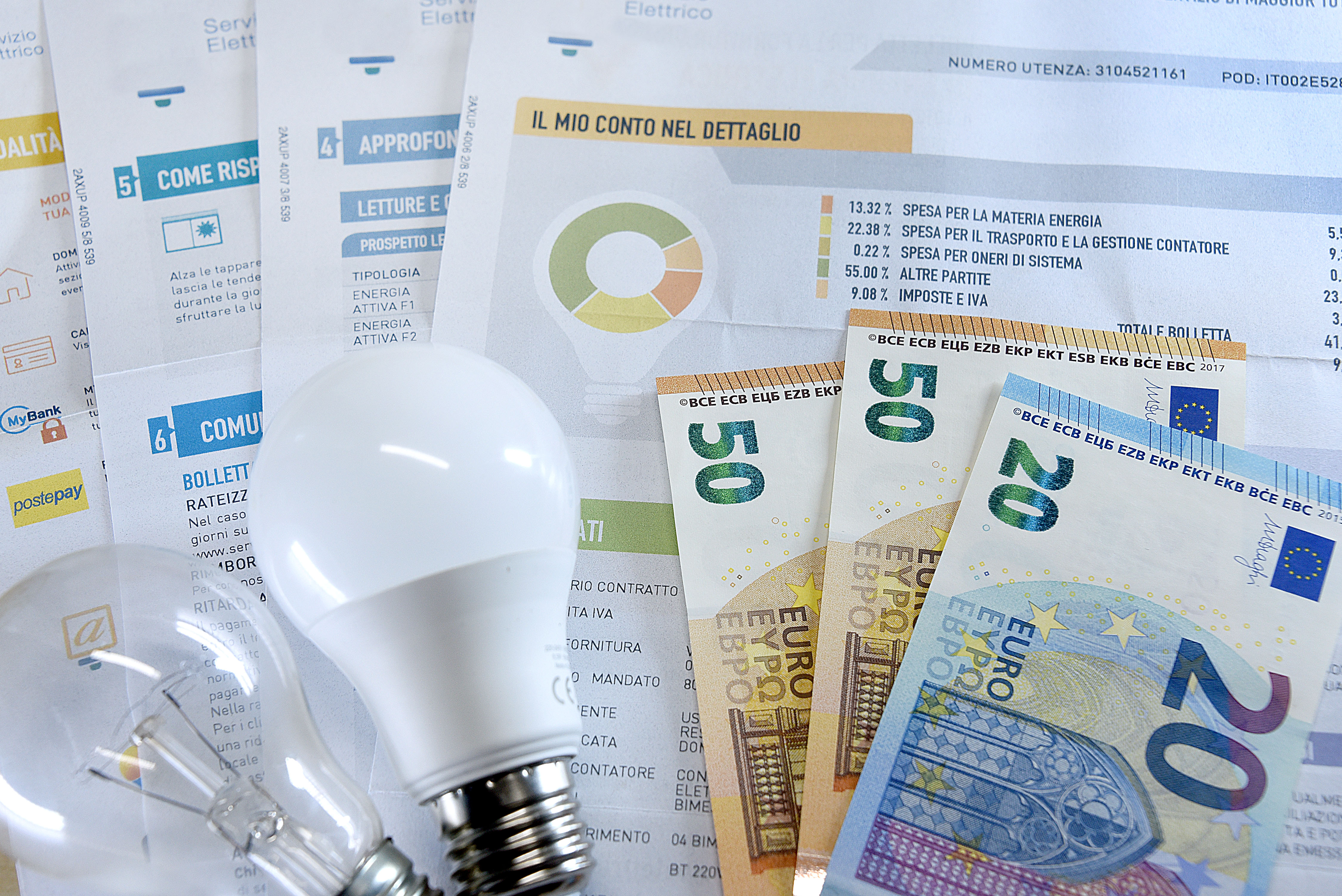 Risparmio bollette luce e gas, arriva il bollettometro: cos’è e come funziona