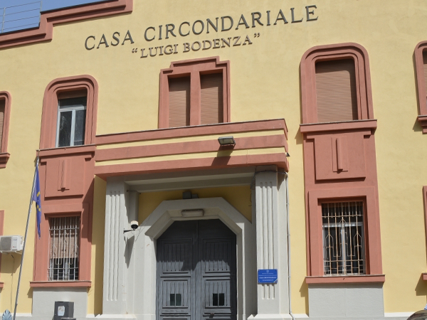 Diede fuoco a decine di ettari di bosco nell’Ennese: condannato