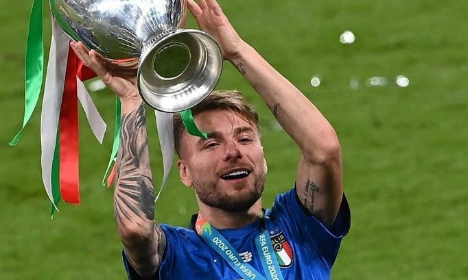 Gioia e dolore per Ciro Immobile, nato il quarto figlio ma arriva lungo stop per infortunio Gioia e dolore per Ciro Immobile, nato il quarto figlio ma arriva lungo stop per infortunio