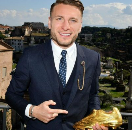Gioia e dolore per Ciro Immobile, nato il quarto figlio ma arriva lungo stop per infortunio Gioia e dolore per Ciro Immobile, nato il quarto figlio ma arriva lungo stop per infortunio
