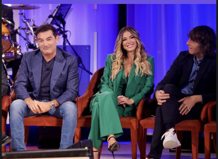 Diletta Leotta ospite di Maurizio Costanzo, pace fatta dopo gli screzi: “È emblema di bellezza”