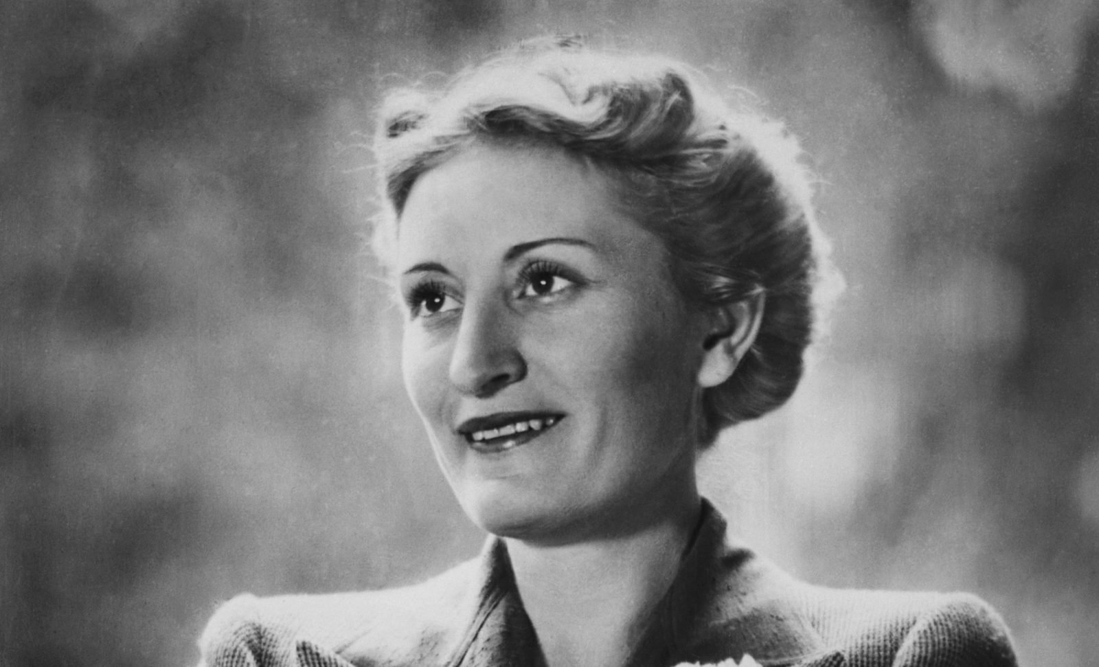 Fascismo, Edda Mussolini fu la donna più pericolosa d’Europa secondo biografia inglese