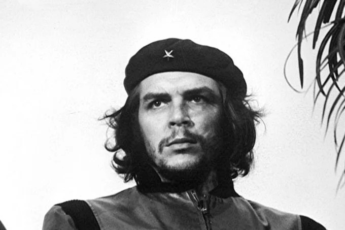 Che Guevara morto 55 anni fa, scomparso anche il suo carnefice: il racconto dell’esecuzione