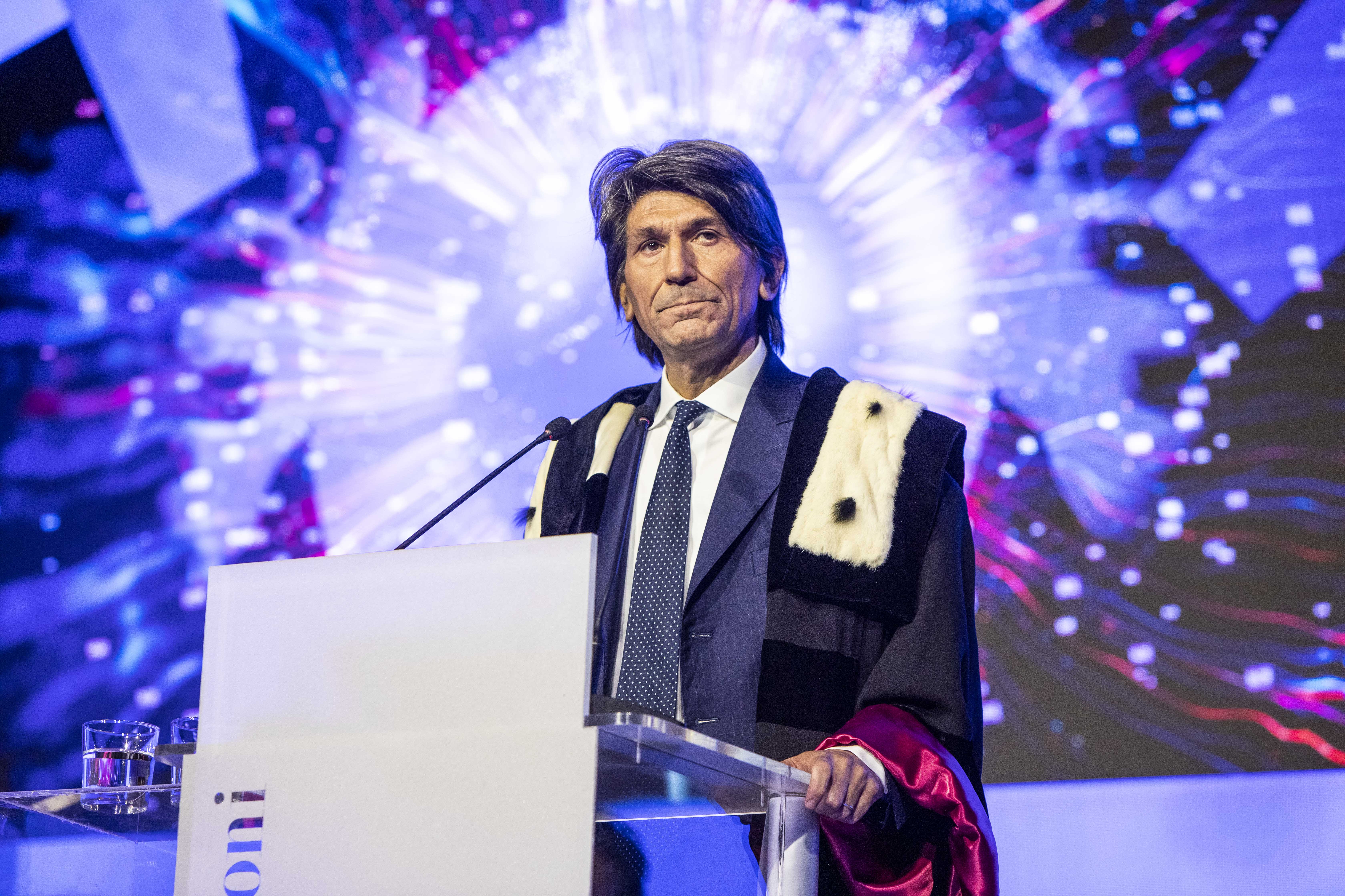 Governo, rettore Bocconi: “Con Draghi credibilità Italia era aumentata notevolmente” Governo, rettore Bocconi: “Con Draghi credibilità Italia era aumentata notevolmente”