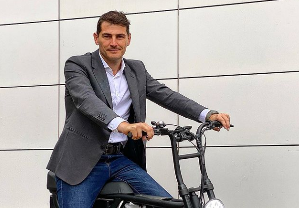 Coming out del portiere spagnolo Iker Casillas: “Sono gay, spero mi rispettiate”