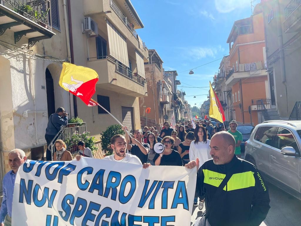 “Basta carovita”: in piazza anche a San Cipirello e San Giuseppe Jato (video)