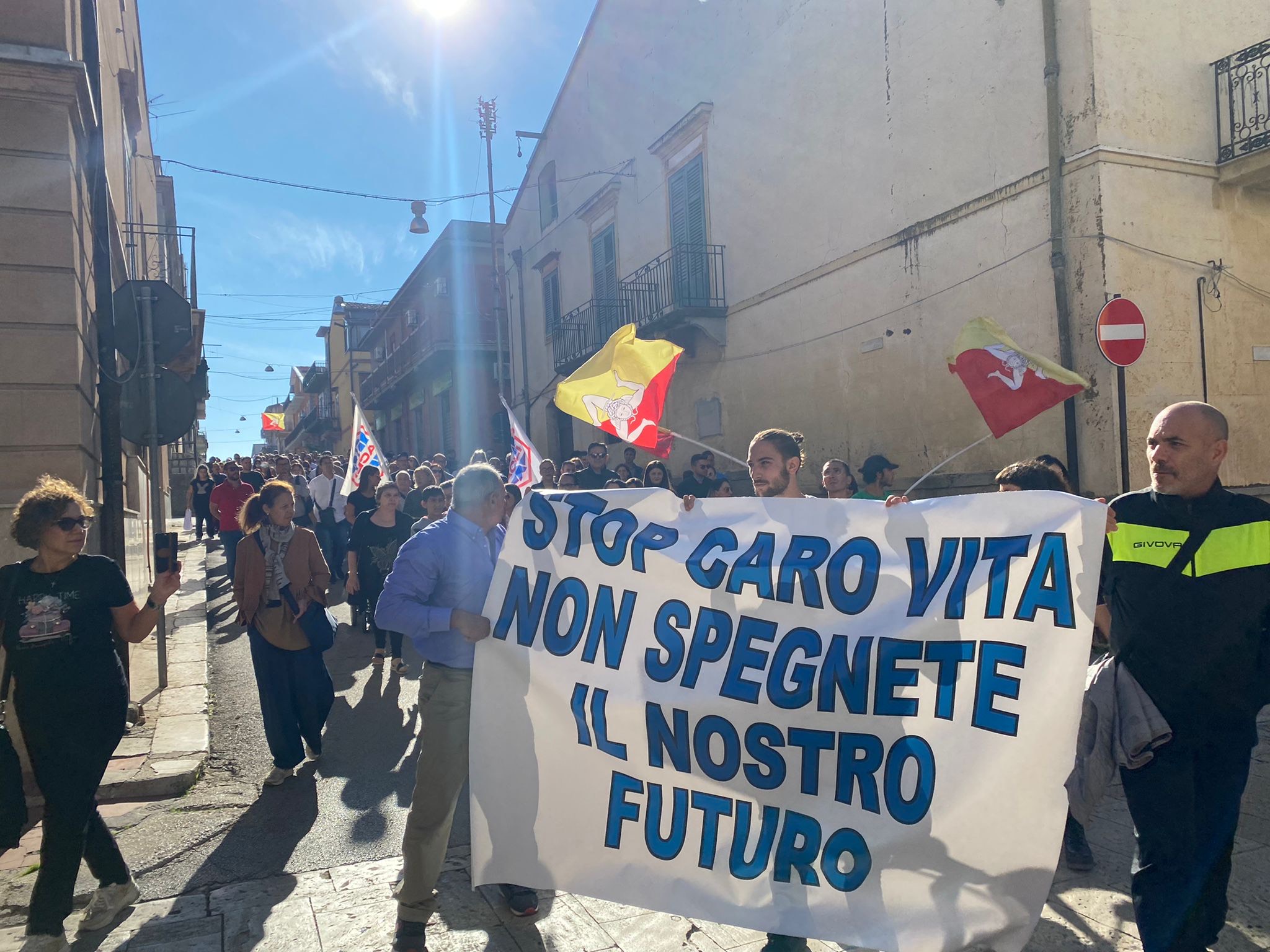 “Basta carovita”: in piazza anche a San Cipirello e San Giuseppe Jato (video)