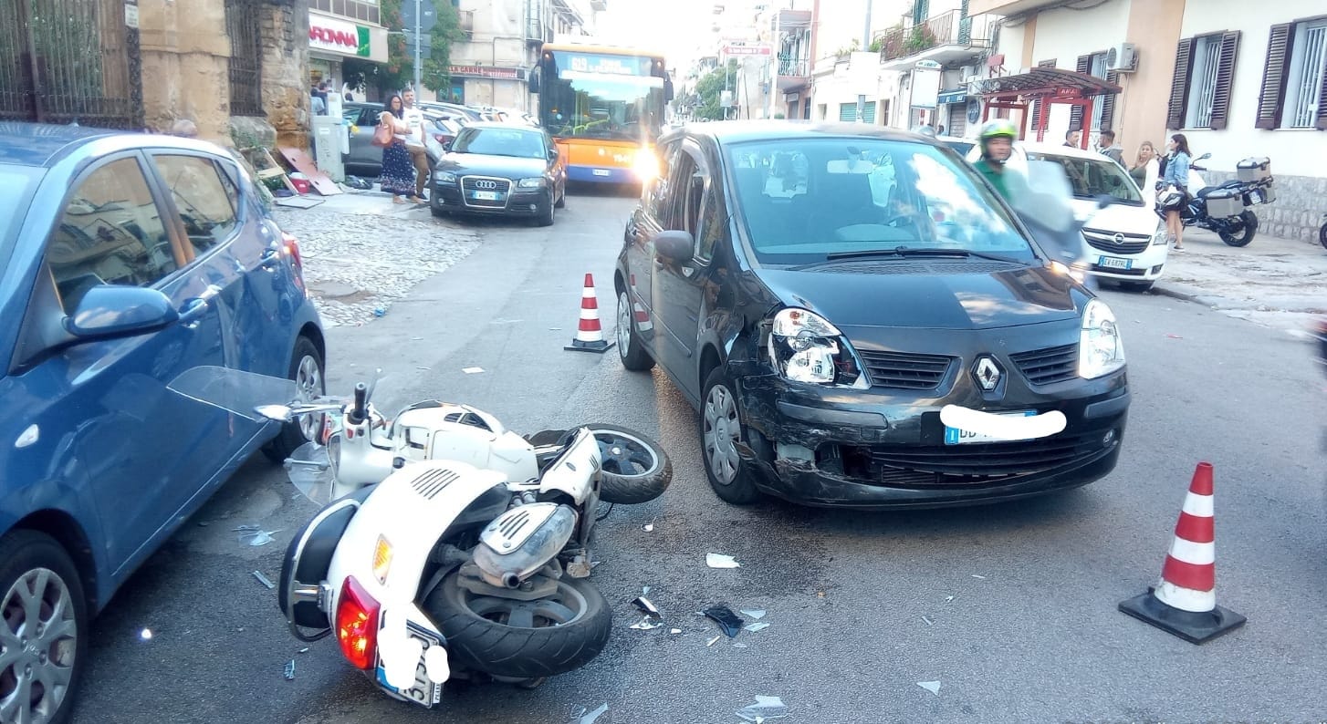 Quattro incidenti in poche ore: feriti e traffico in tilt a Palermo – Foto