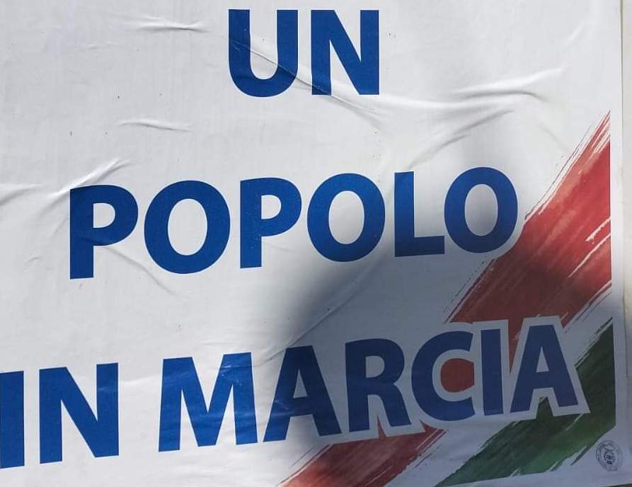 “Paternò tappezzata di manifesti che esaltano la marcia su Roma”: scoppia la polemica