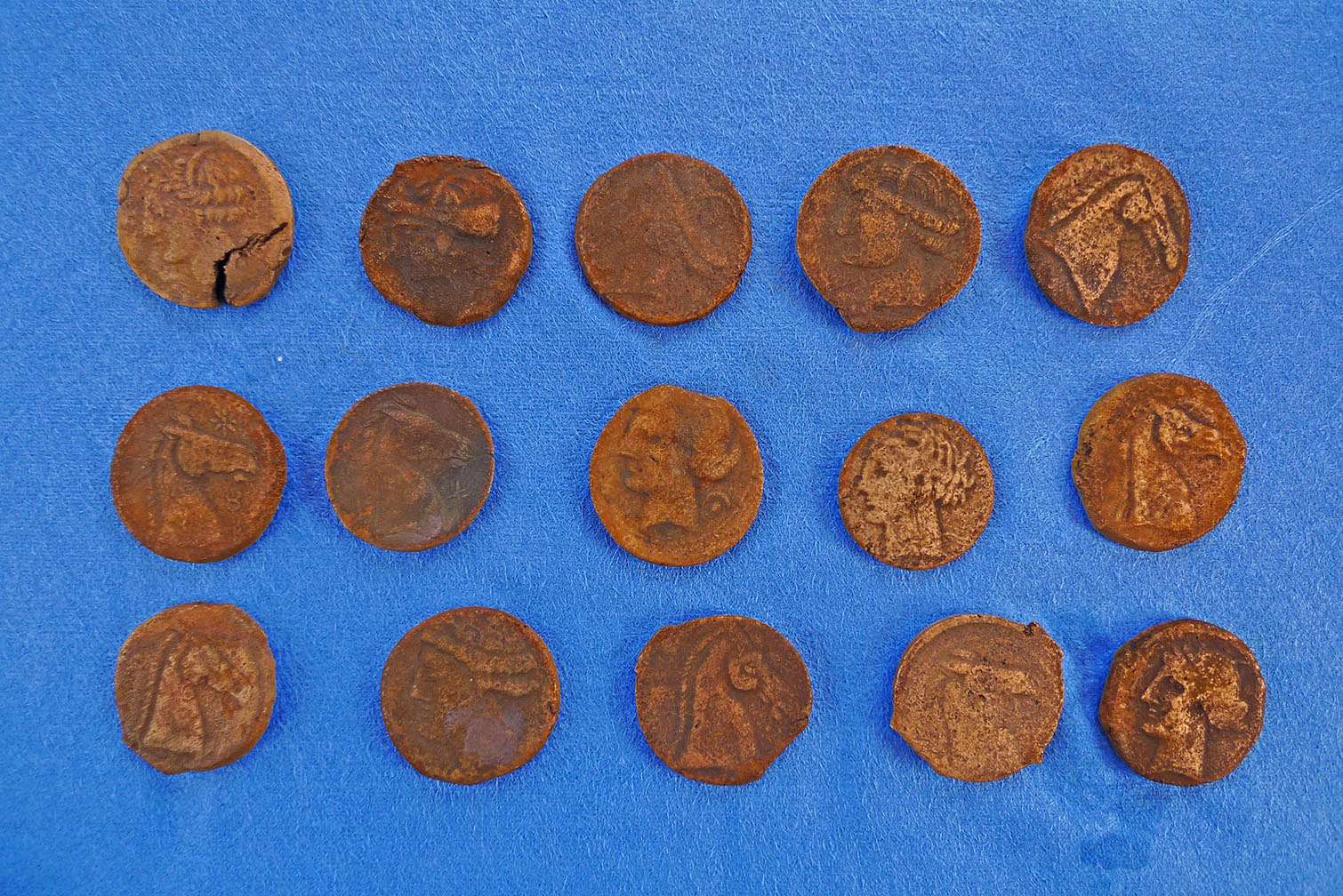 Pantelleria, ritrovate in fondo al mare oltre 300 anfore di epoca punica