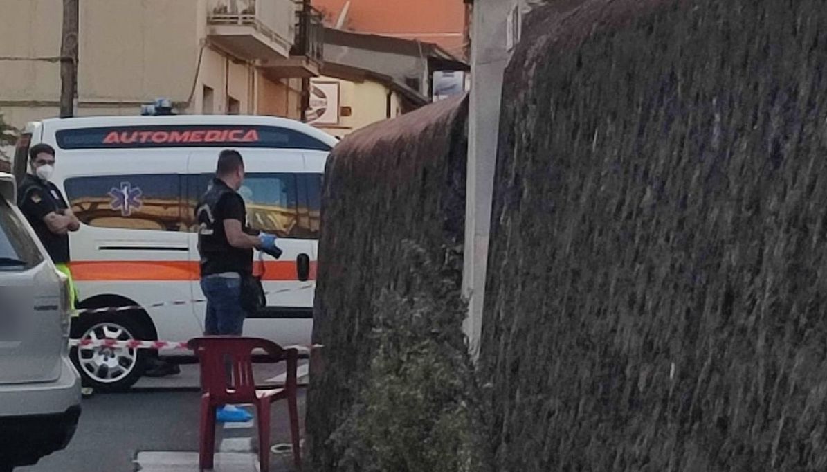 Pomeriggio di sangue a Catania, fermato 81enne: “Ha sparato lui a Samuel Nizzari” Pomeriggio di sangue a Catania, fermato 81enne: “Ha sparato lui a Samuel Nizzari”