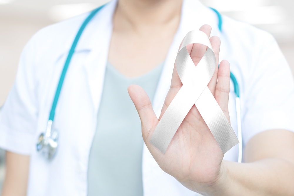 Oncologi: “Auguri al ministro Schillaci. Priorità? Potenziare la prevenzione contro il cancro”