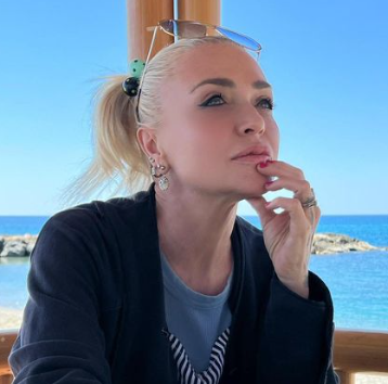 Paola Barale e la sua vita sentimentale: “Sono single, il sesso non manca” Paola Barale e la sua vita sentimentale: “Sono single, il sesso non manca”