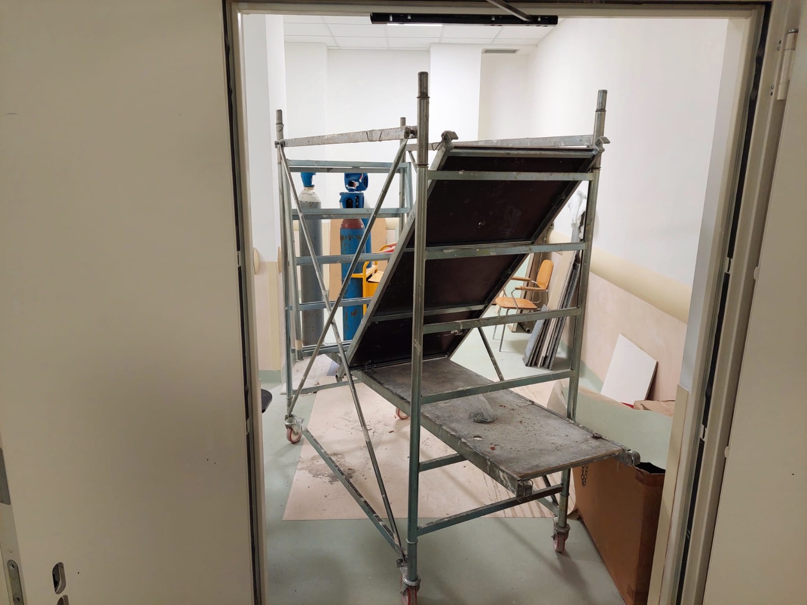 Sanità. Cracolici visita con il rettore Midiri i padiglioni del Policlinico di Palermo “in attesa di consegna”. Le foto