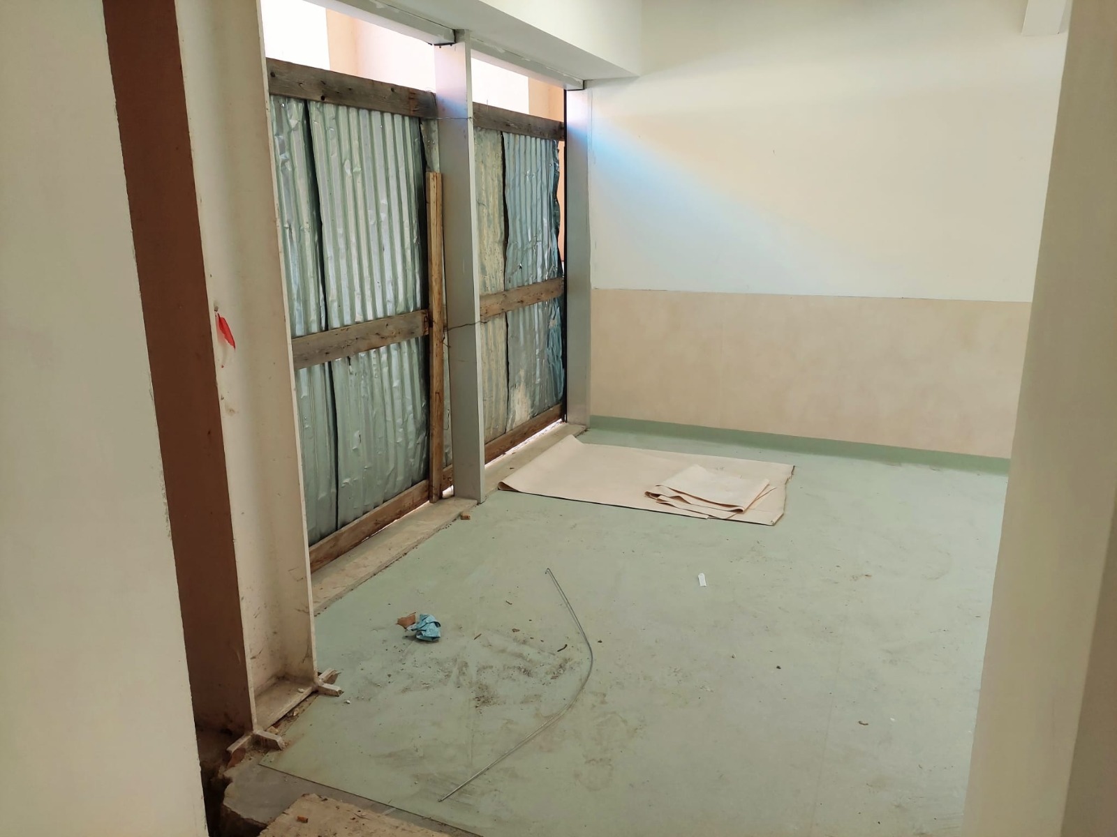 Sanità. Cracolici visita con il rettore Midiri i padiglioni del Policlinico di Palermo “in attesa di consegna”. Le foto