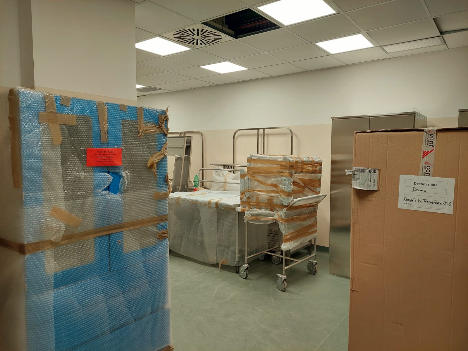 Sanità. Cracolici visita con il rettore Midiri i padiglioni del Policlinico di Palermo “in attesa di consegna”. Le foto