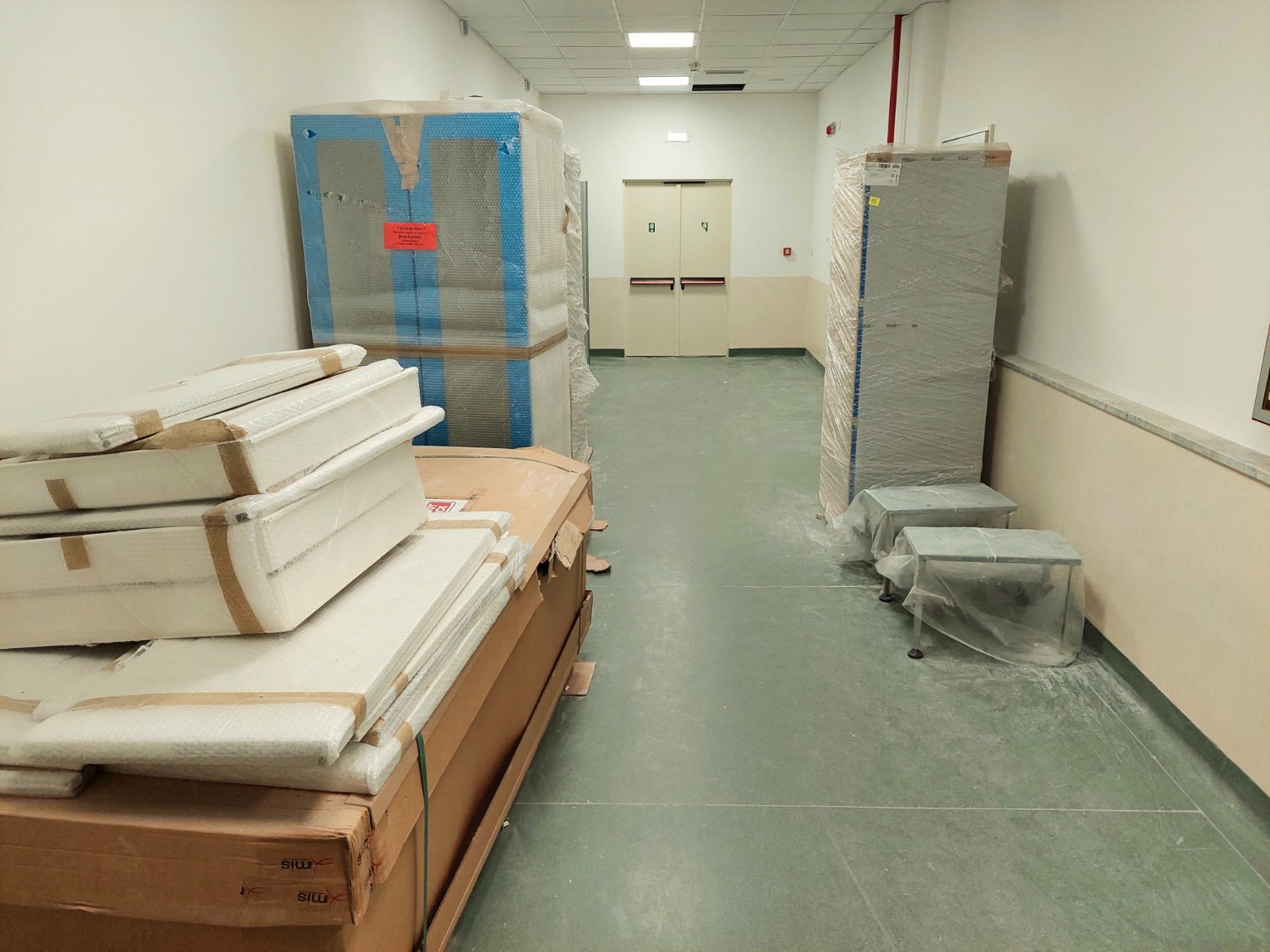 Sanità. Cracolici visita con il rettore Midiri i padiglioni del Policlinico di Palermo “in attesa di consegna”. Le foto