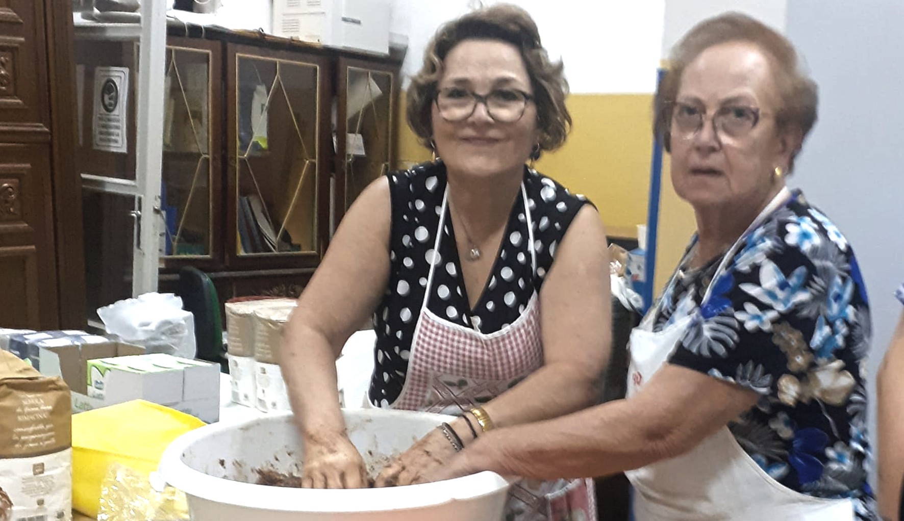 Galleria foto 'Al via il “Dattilo Cannolo Fest” tra gusto, musica e spettacolo' - foto 2