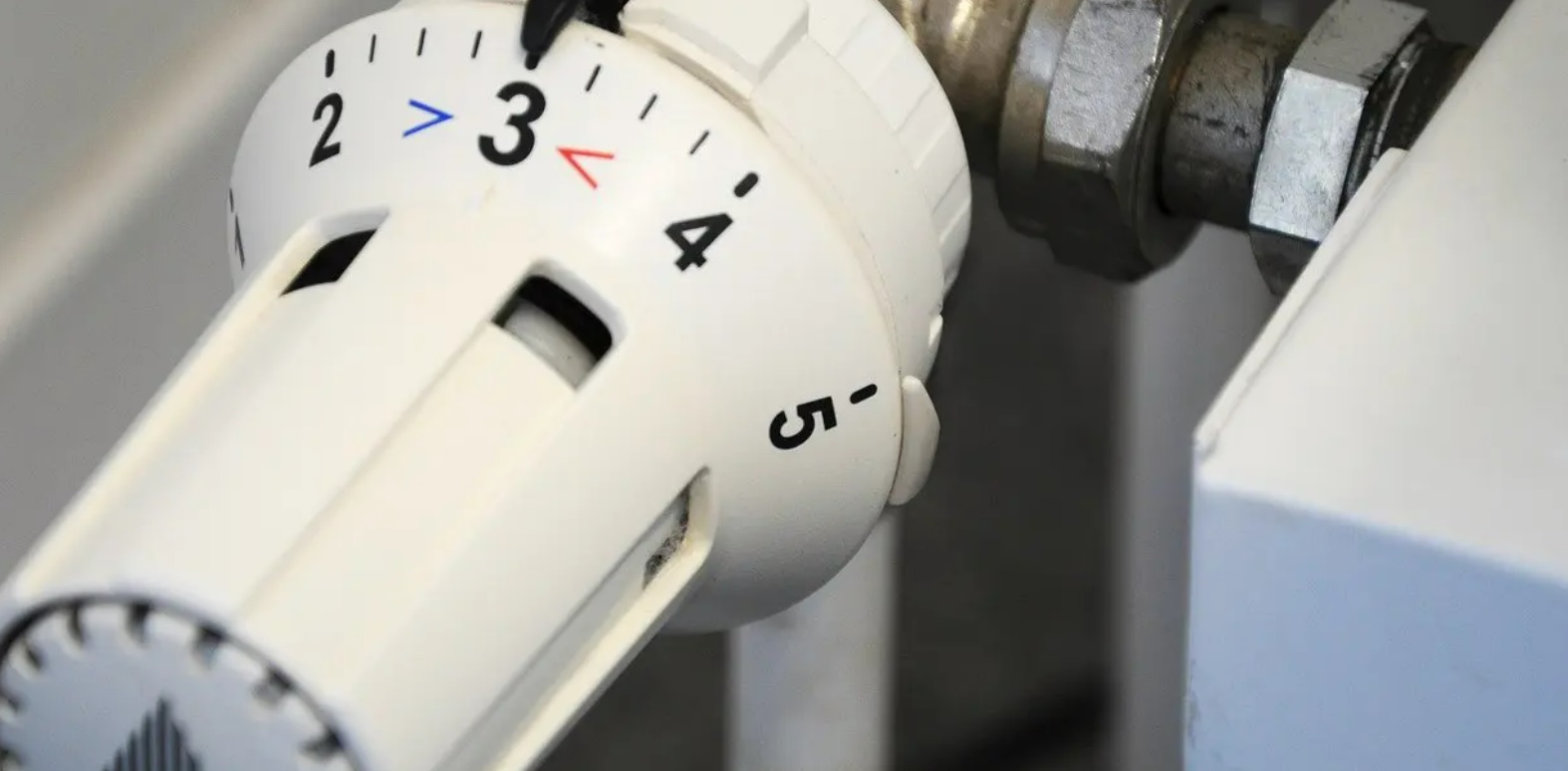 Riscaldamento, quando bisogna spegnerlo nel 2023: le date zona per zona